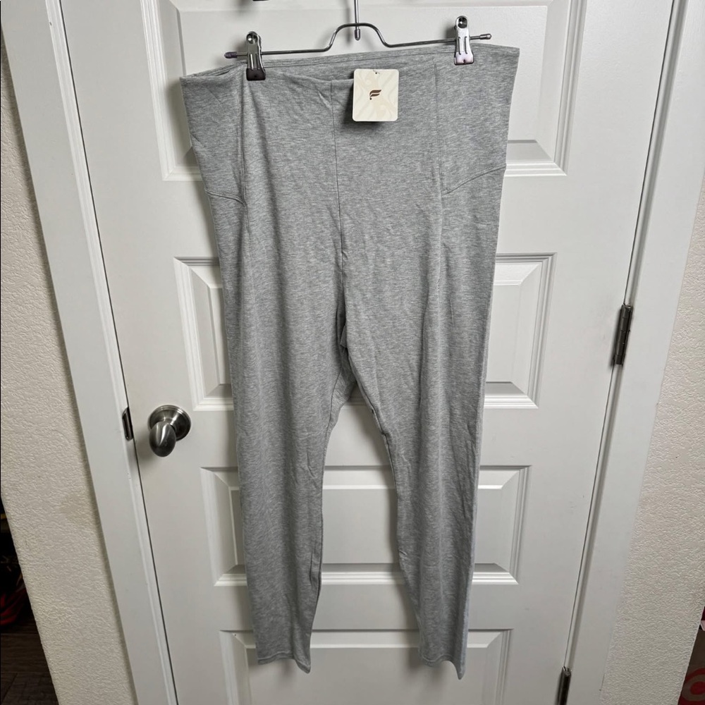 Fabletics legging pants